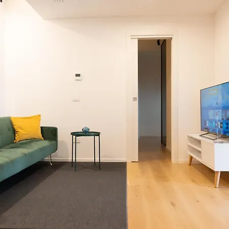 Pm Deluxe Apartamento *